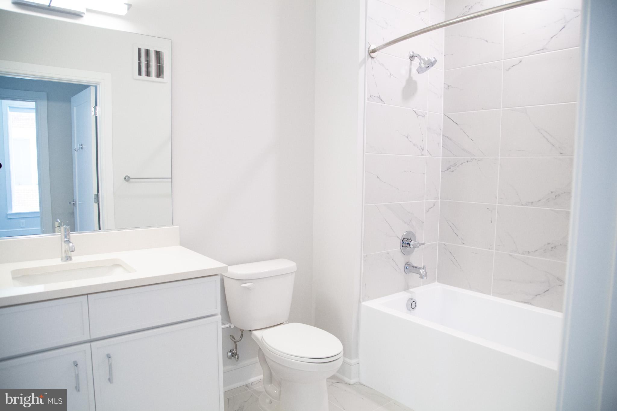 OLD TOWN NORTH - Residential