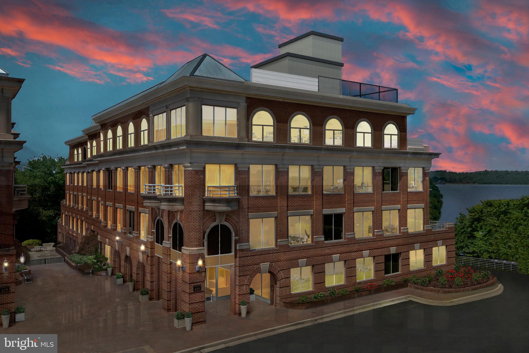 OLD TOWN NORTH - Residential