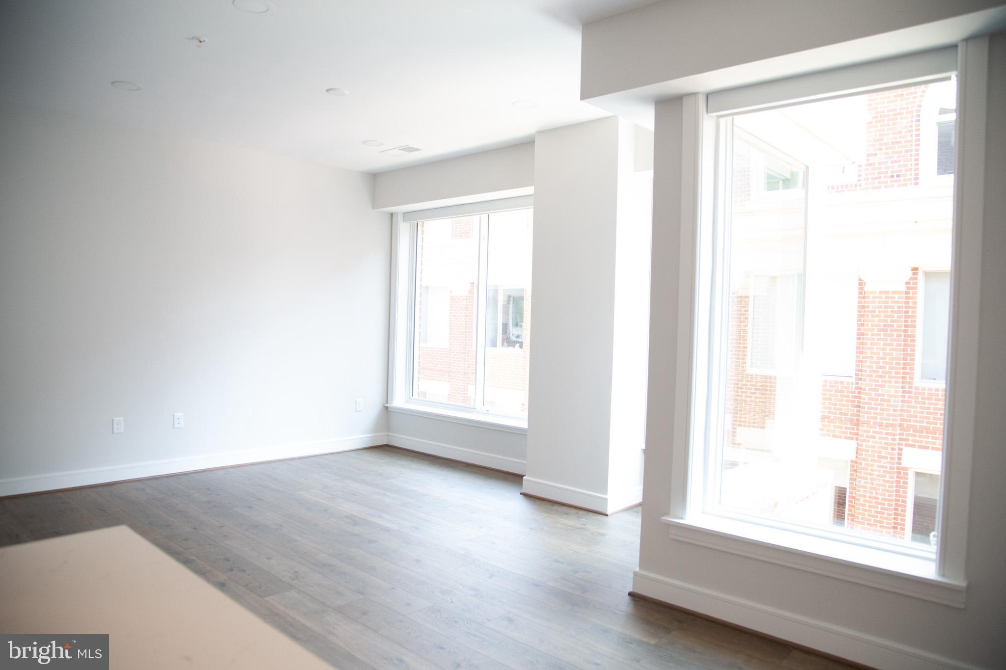 OLD TOWN NORTH - Residential