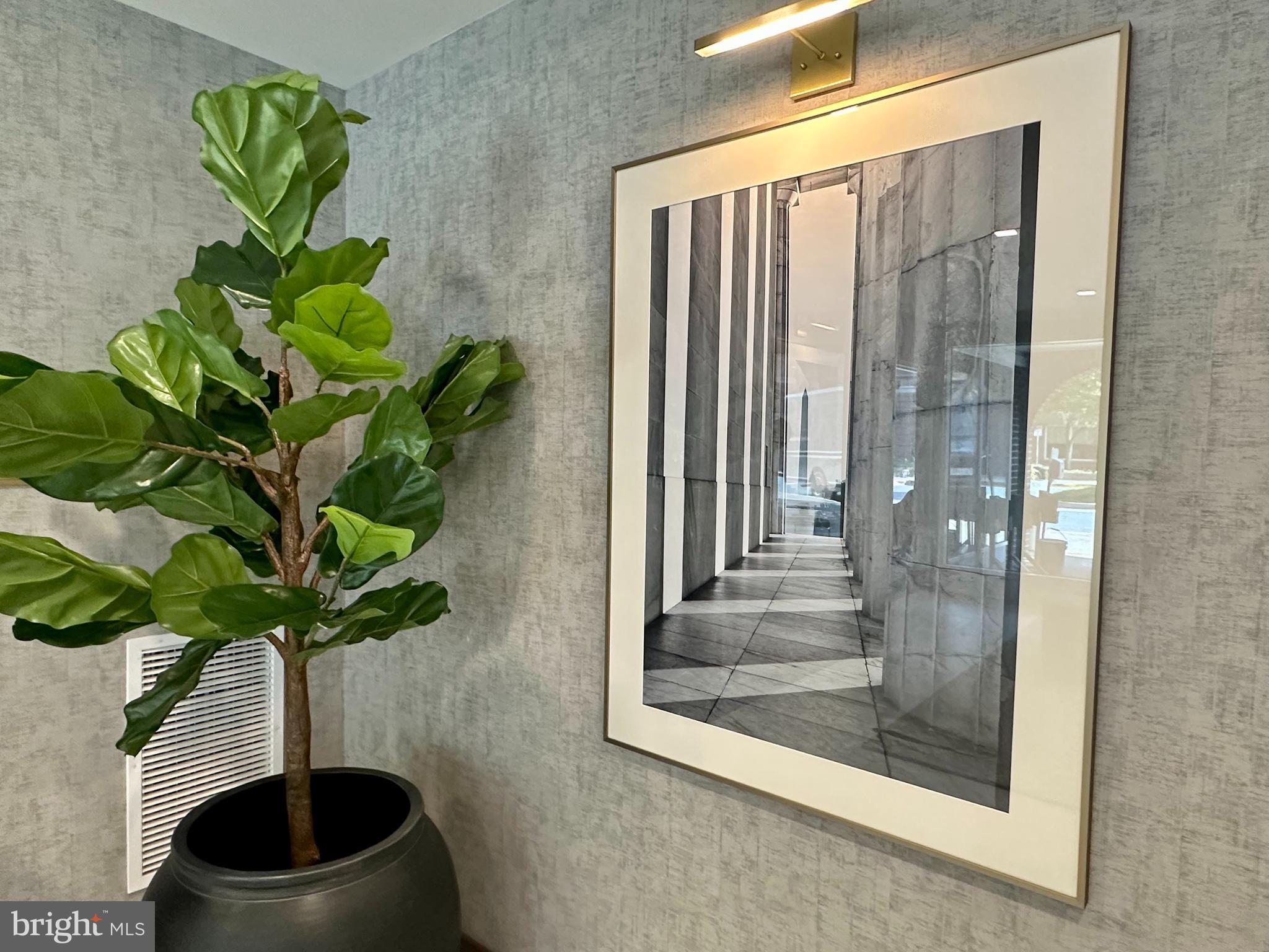 OLD TOWN NORTH - Residential