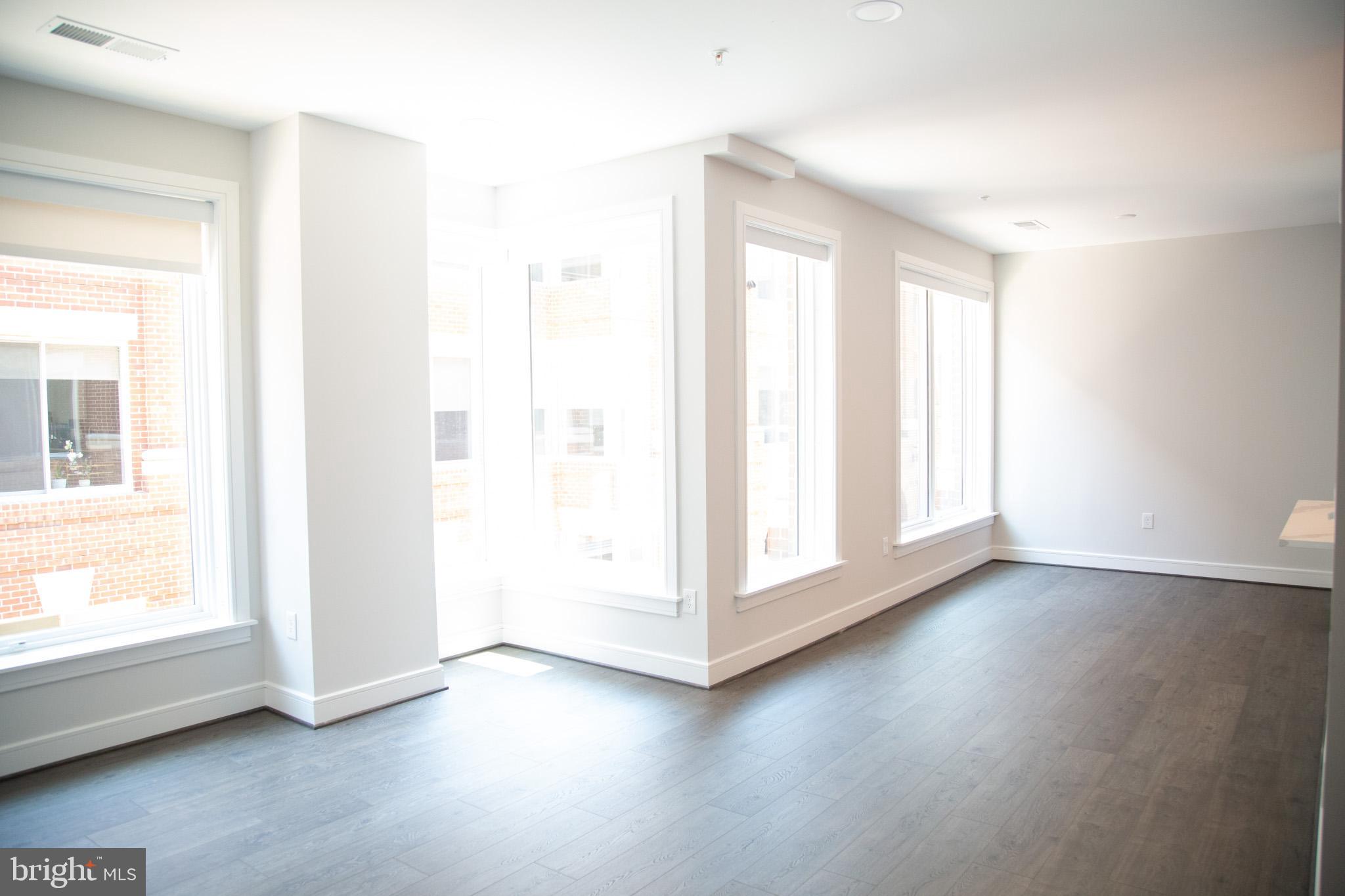 OLD TOWN NORTH - Residential