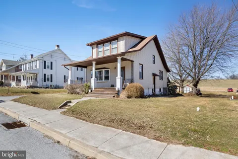 31 Hanover Street, Spring Grove, PA 17362 - MLS#: PAYK2077734
