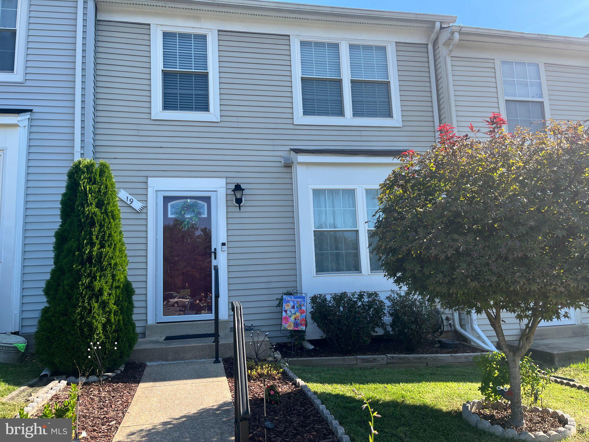 19 APPLEGRATH COURT
