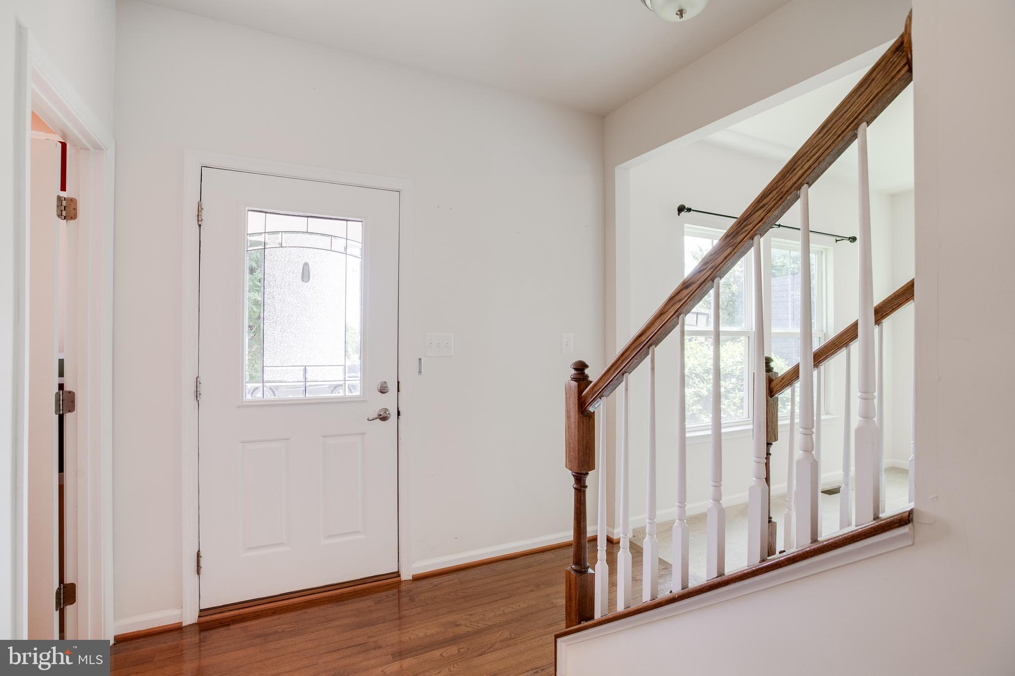 2032 MAGNOLIA CIRCLE