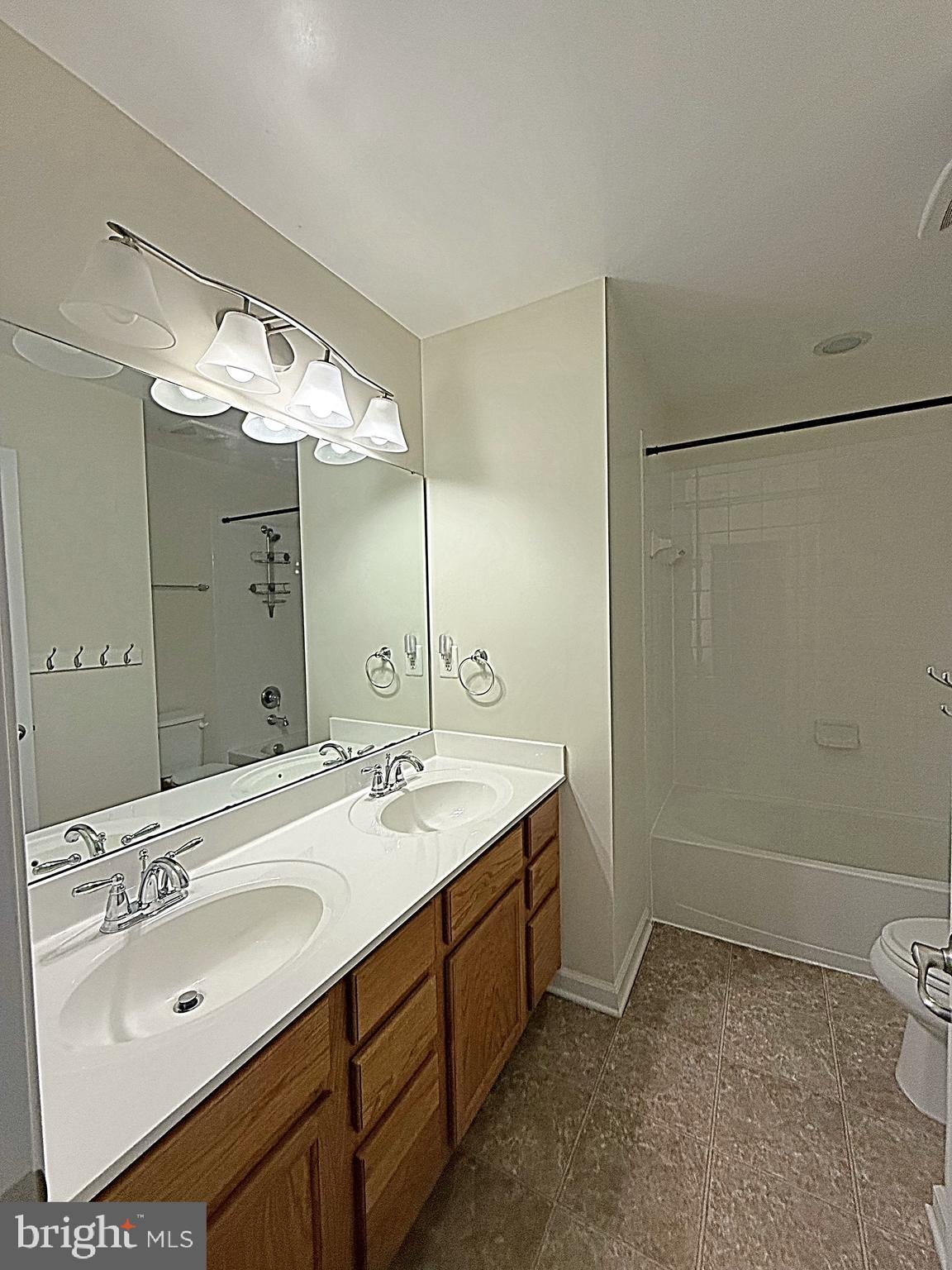 MAGNOLIA GREEN - Residential