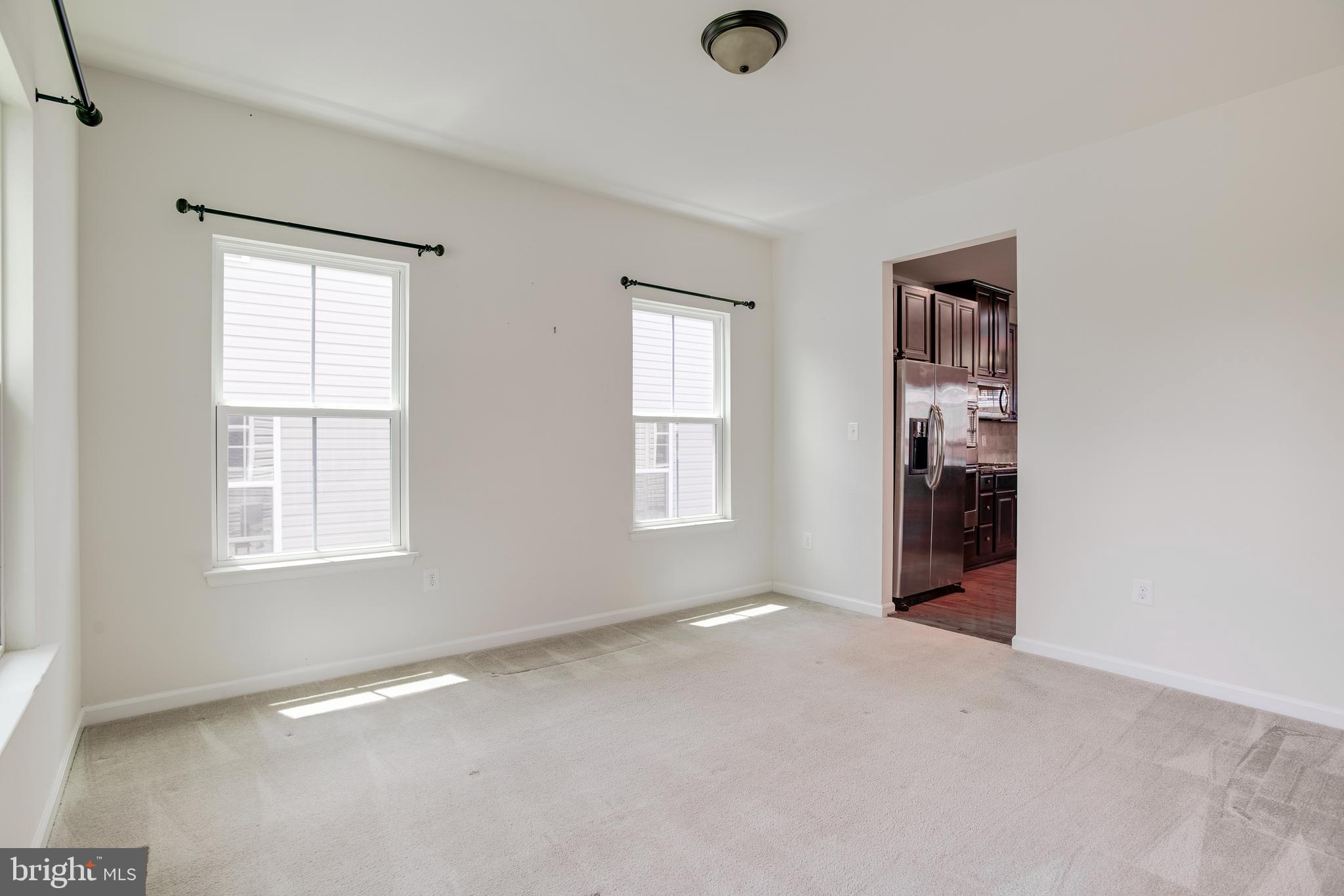 2032 MAGNOLIA CIRCLE