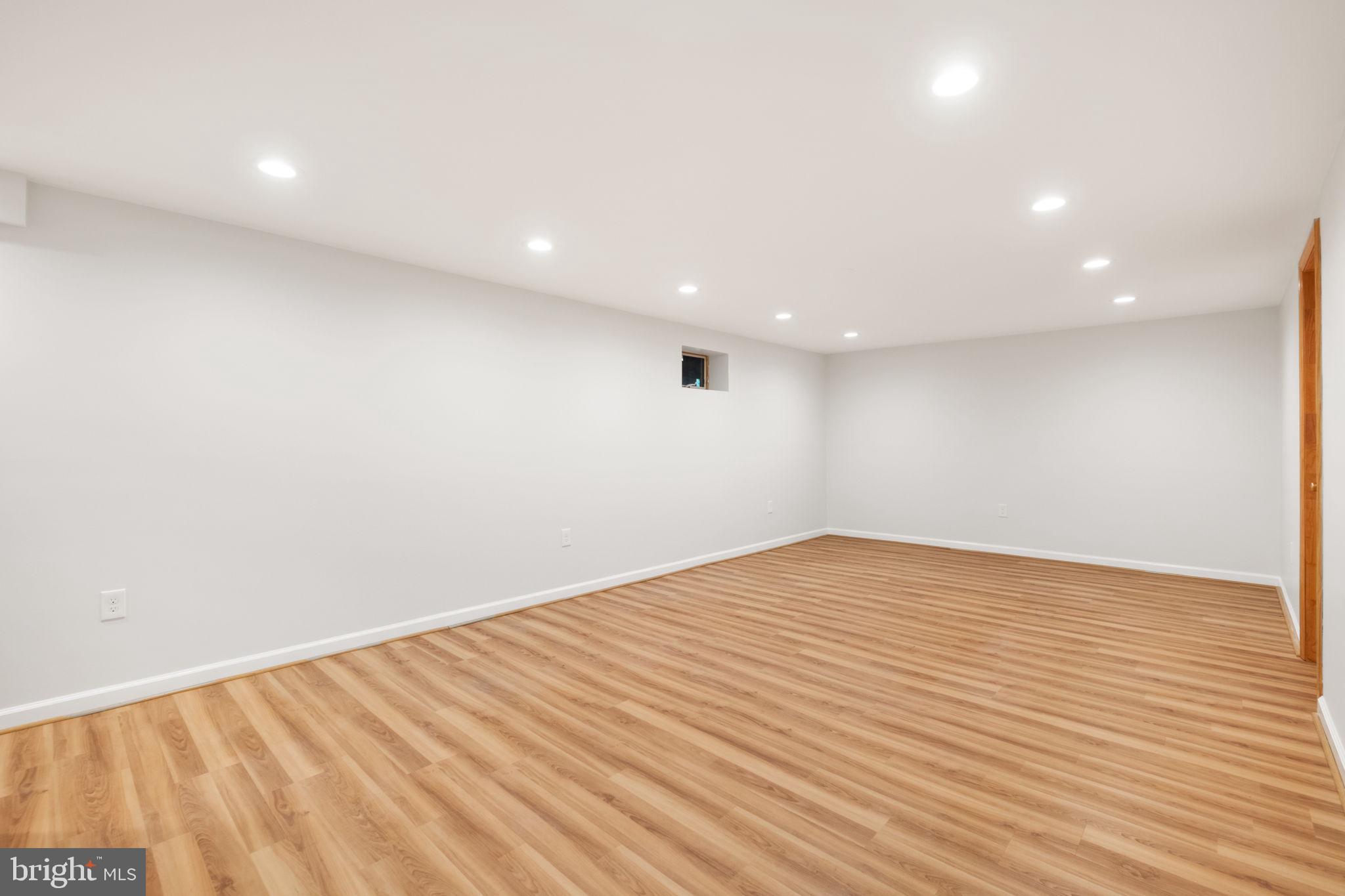 BROOKLAND ESTATES - Residential