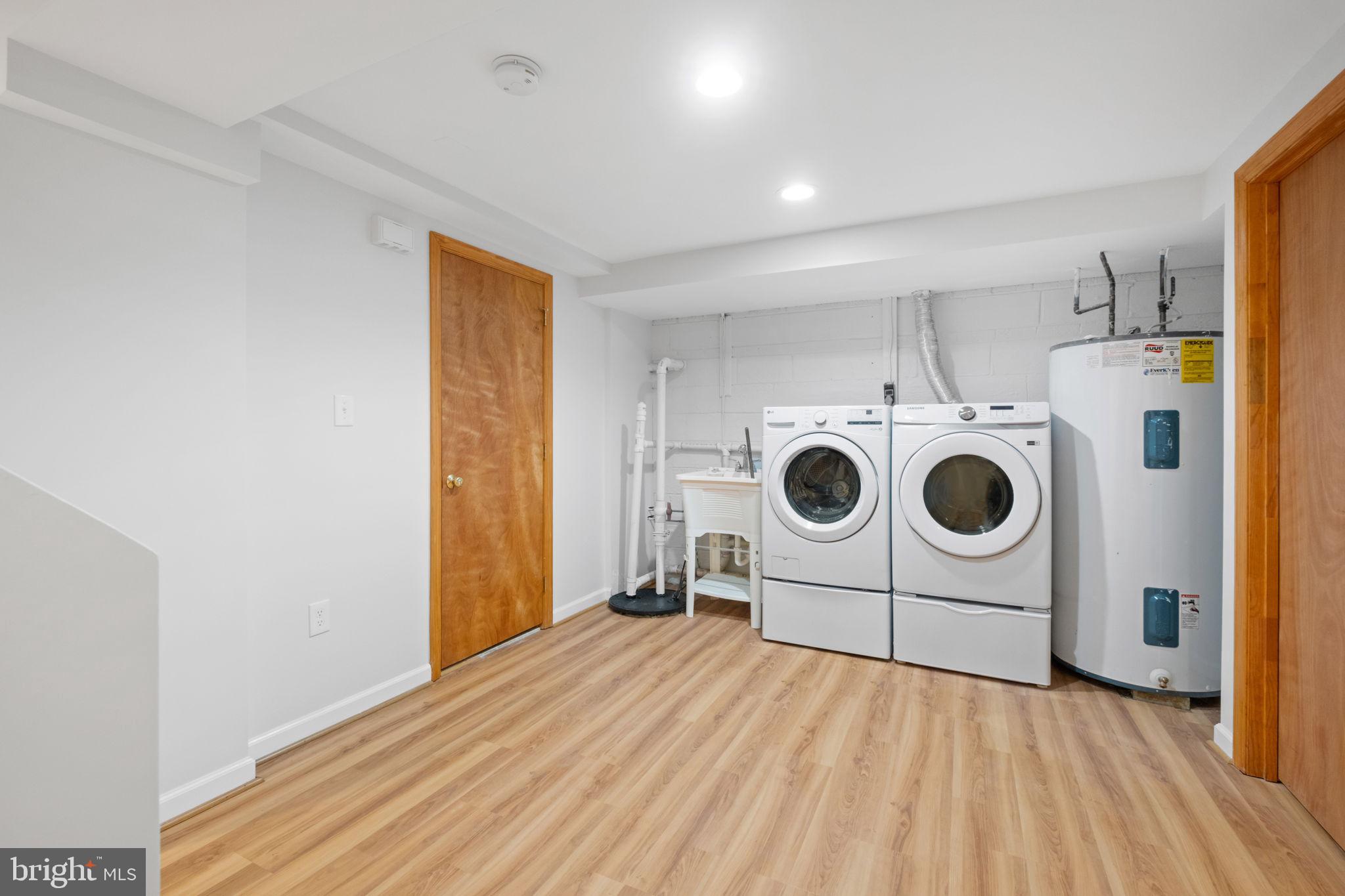 BROOKLAND ESTATES - Residential