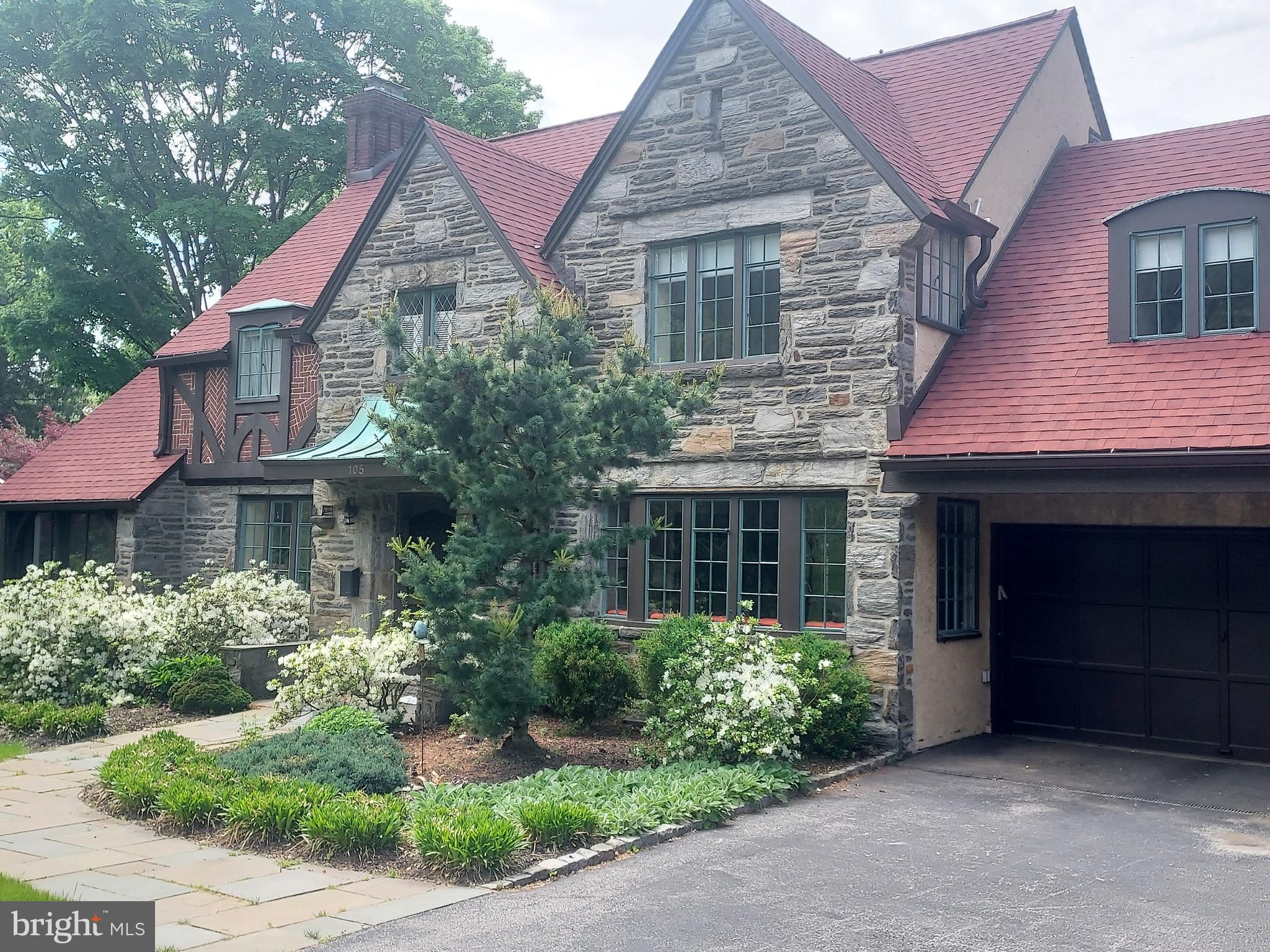 105 STRATFORD ROAD
