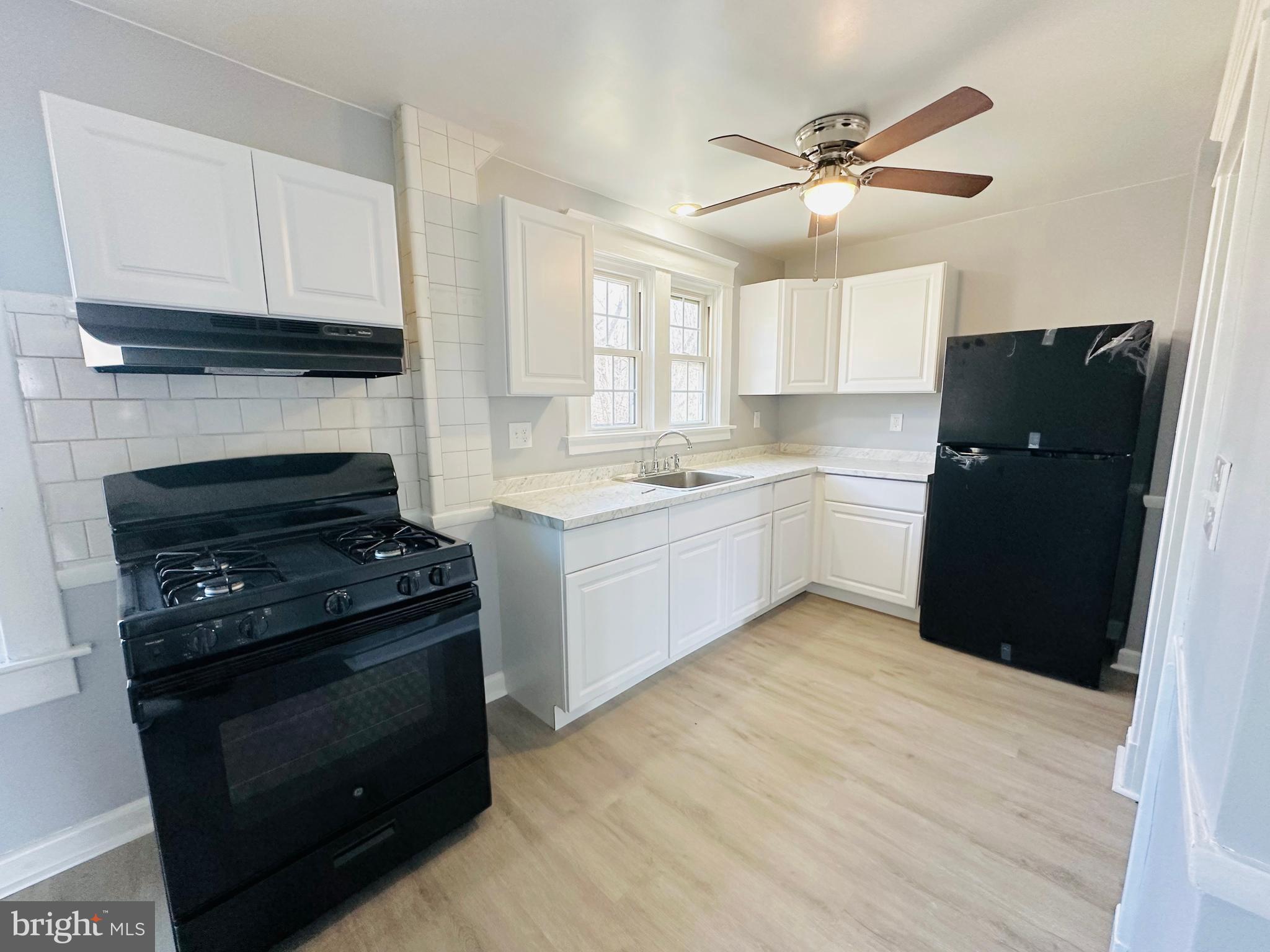 PARKVILLE - Residential