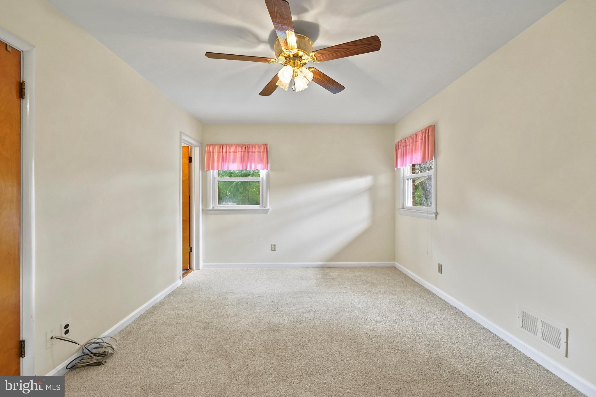 HOMESTEAD ESTATES - Residential