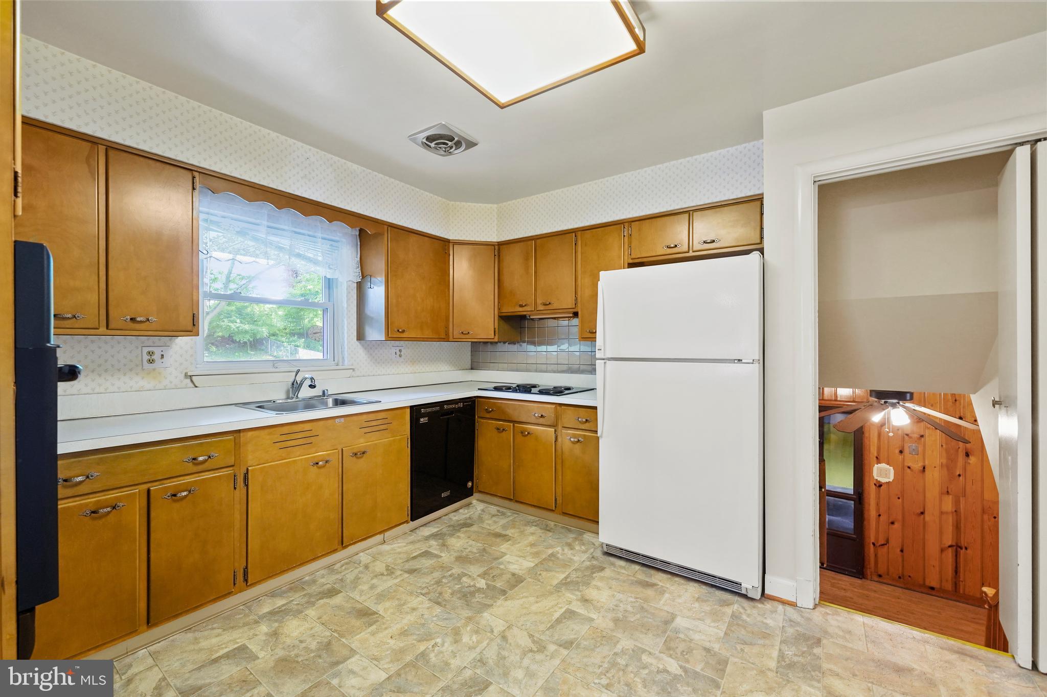 HOMESTEAD ESTATES - Residential