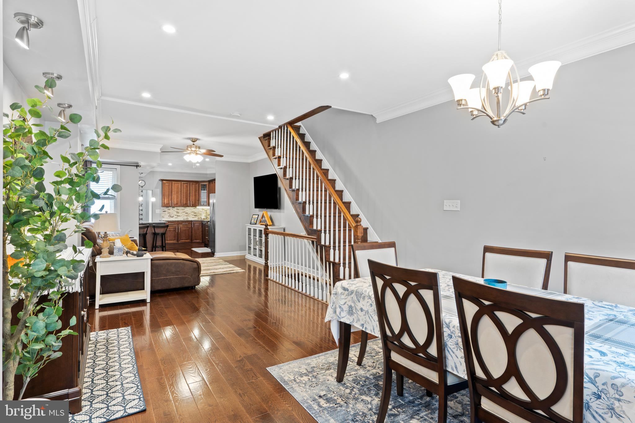 PORT RICHMOND - Residential Lease