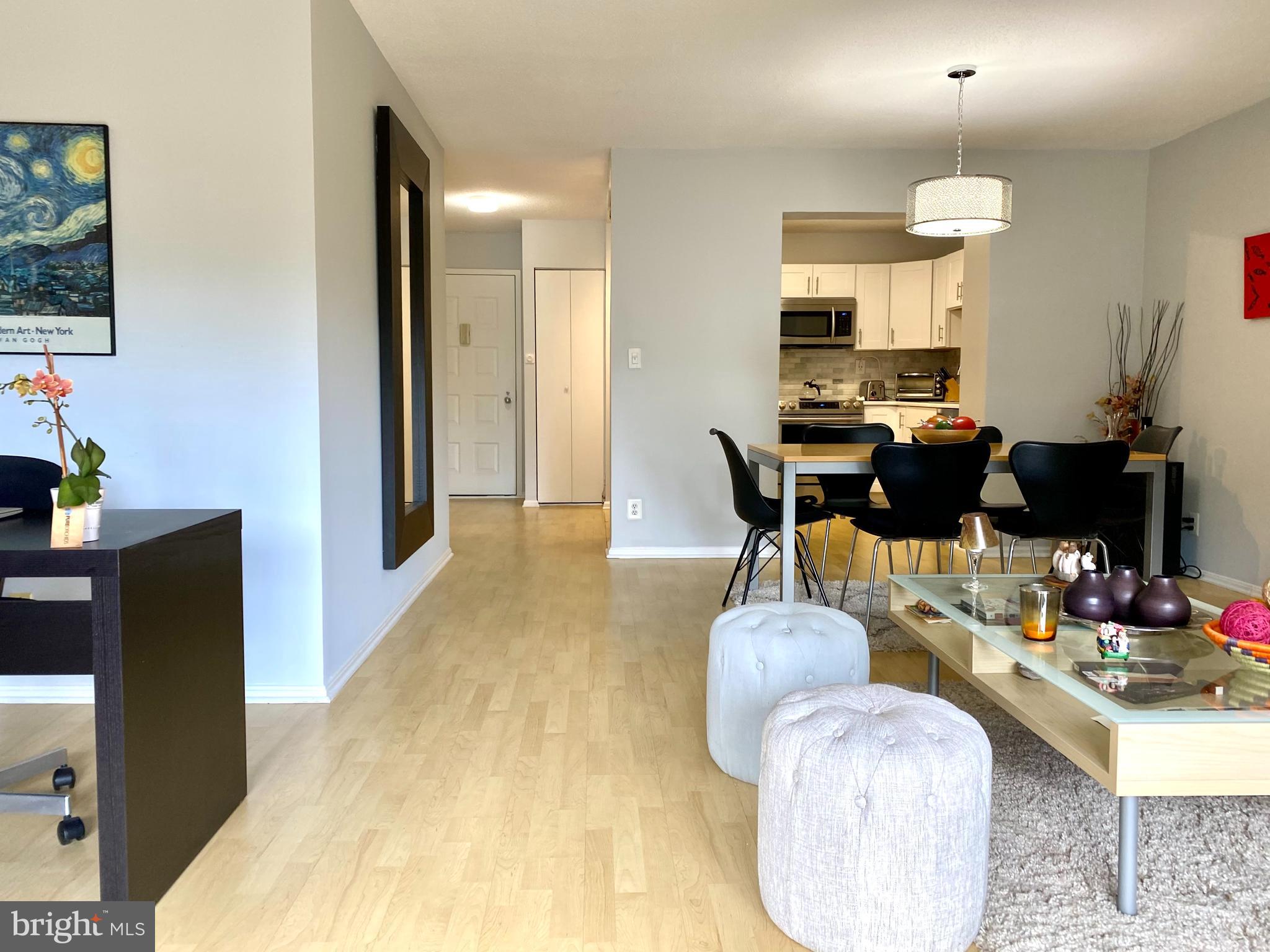 ROTONDA - Residential Lease