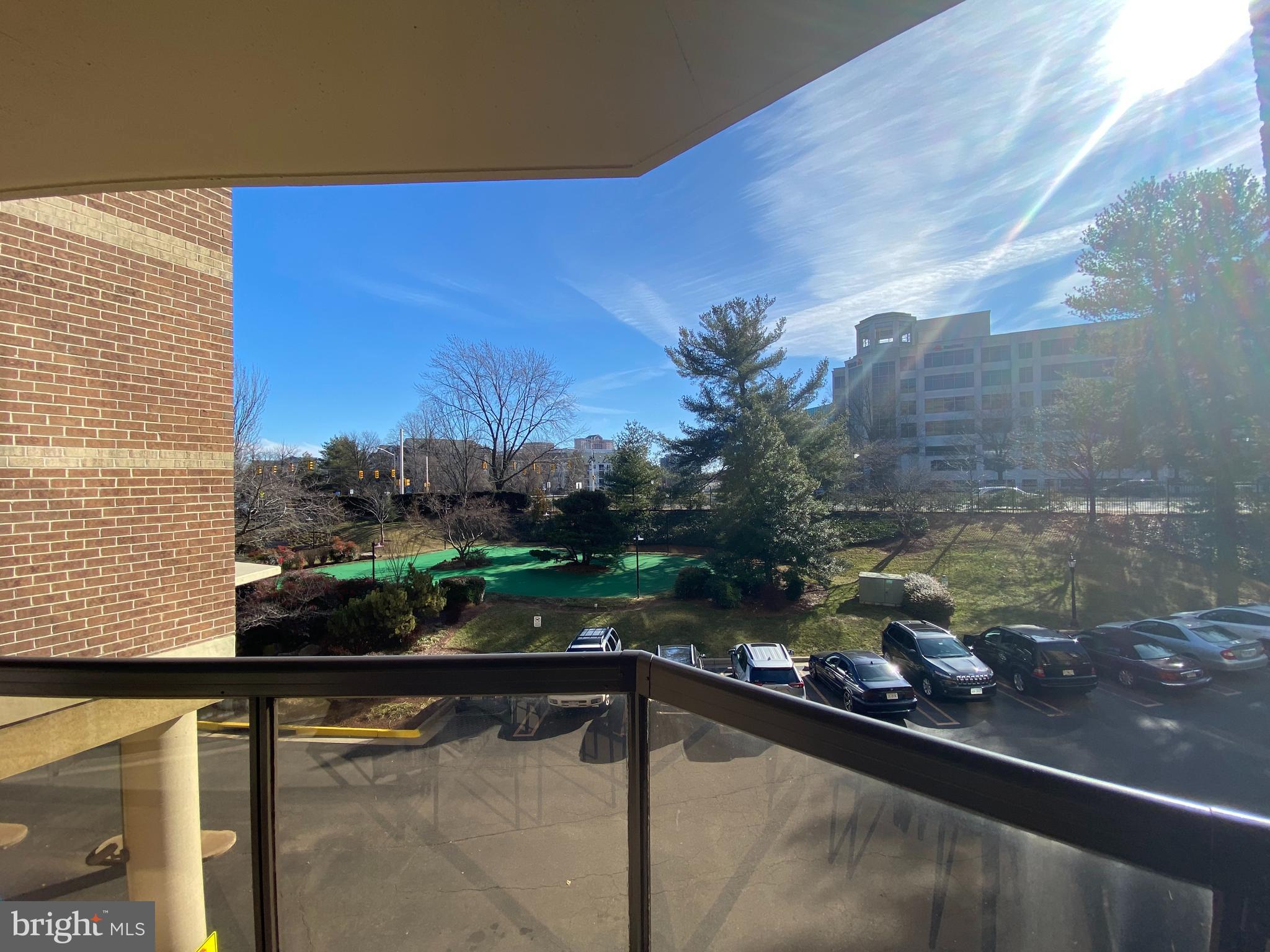 ROTONDA - Residential Lease