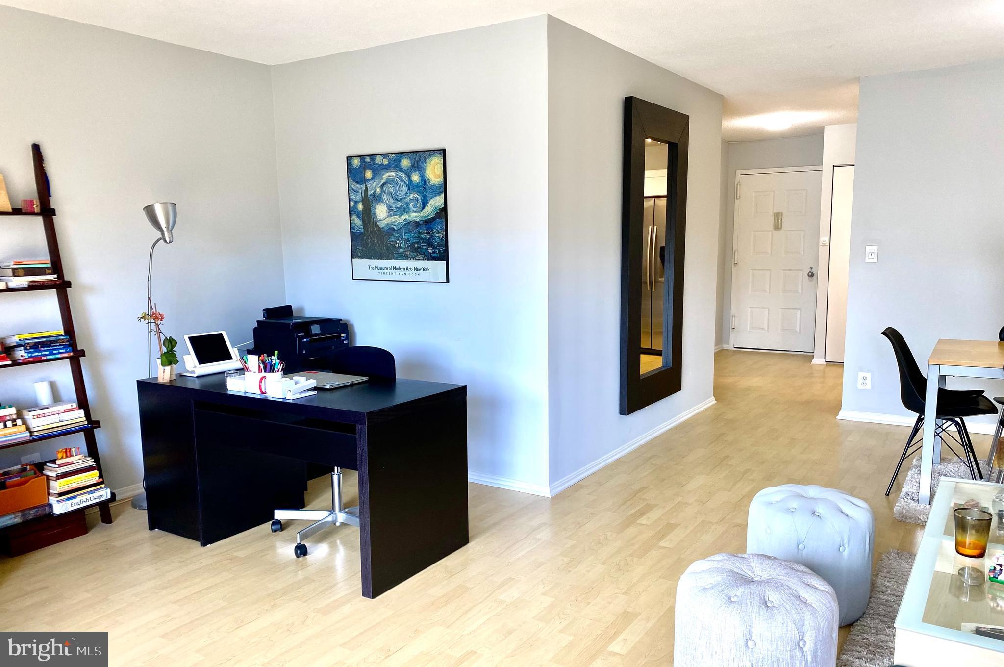 ROTONDA - Residential Lease