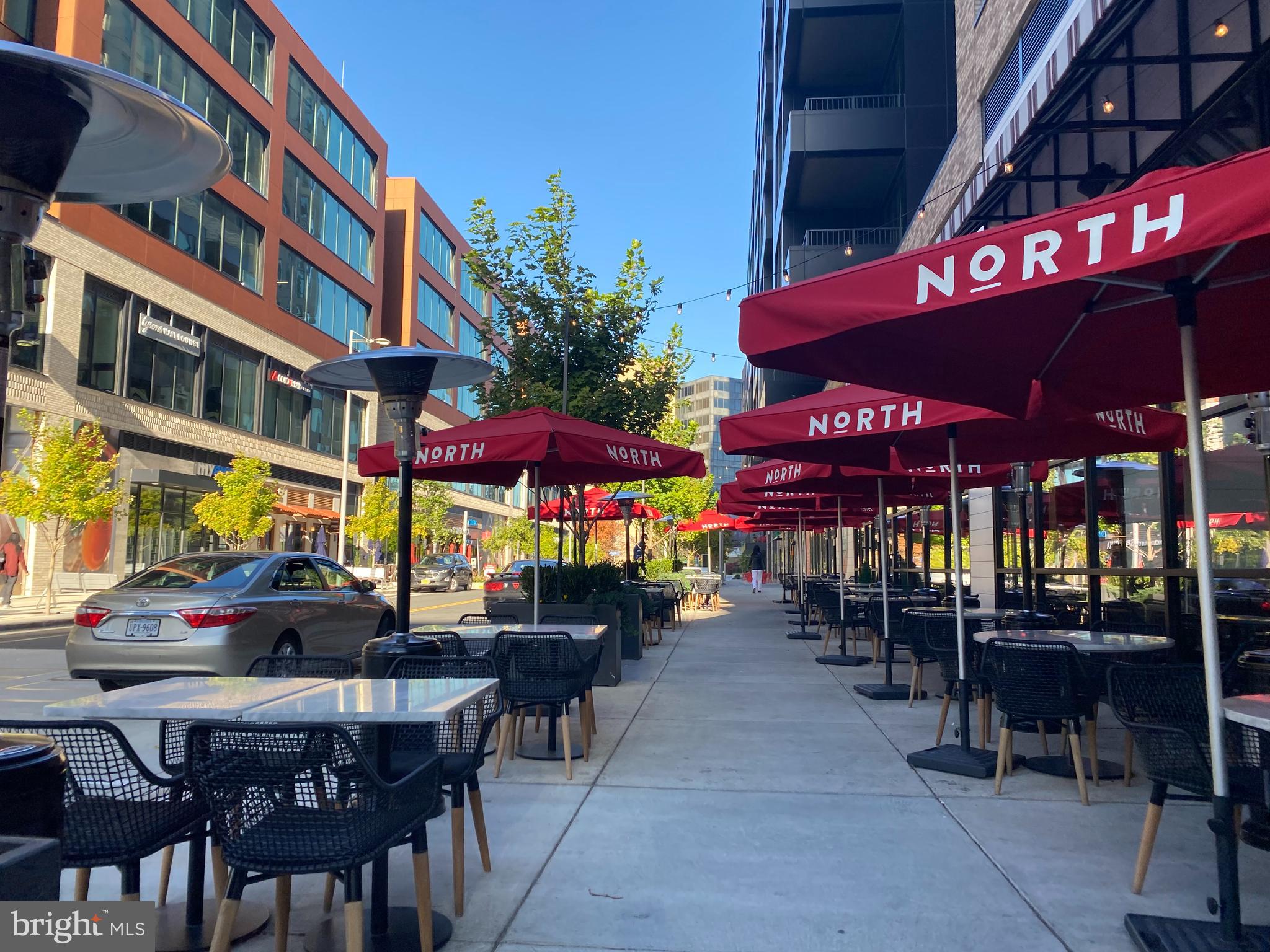 ROTONDA - Residential Lease