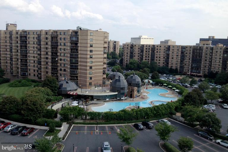 ROTONDA - Residential Lease