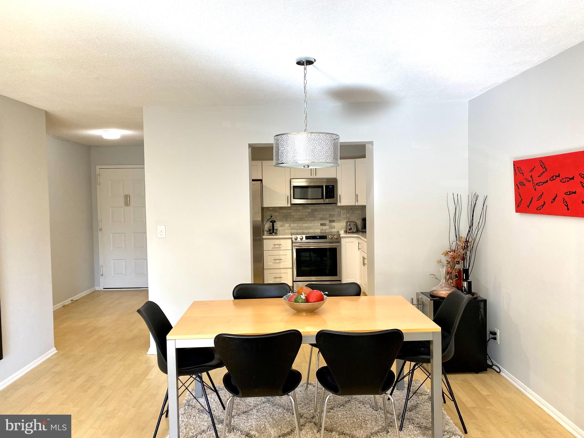 ROTONDA - Residential Lease