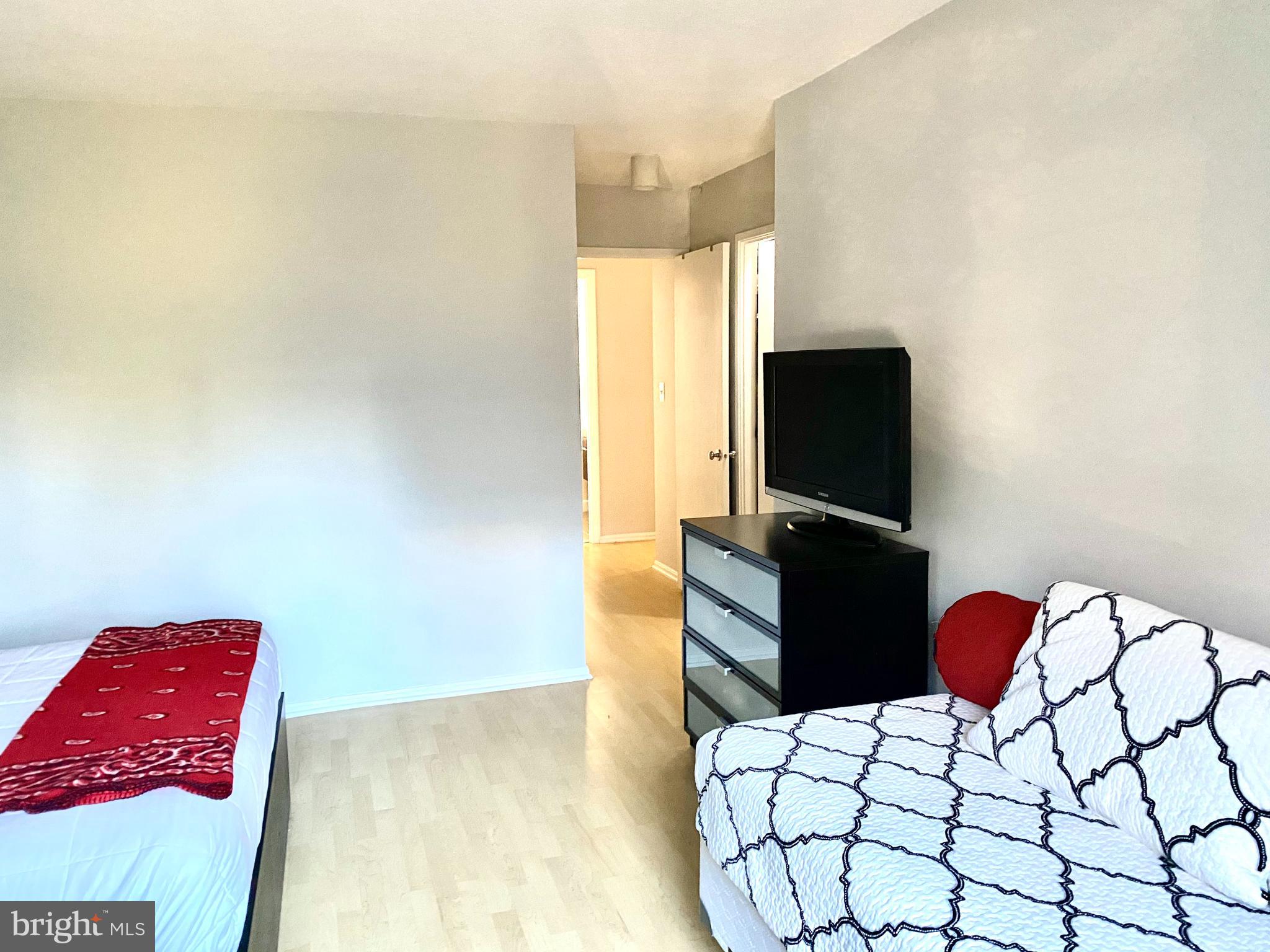 ROTONDA - Residential Lease