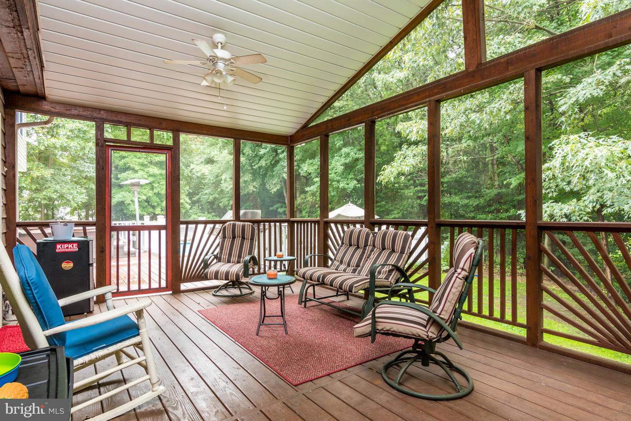 HAMPTON CHASE - Residential