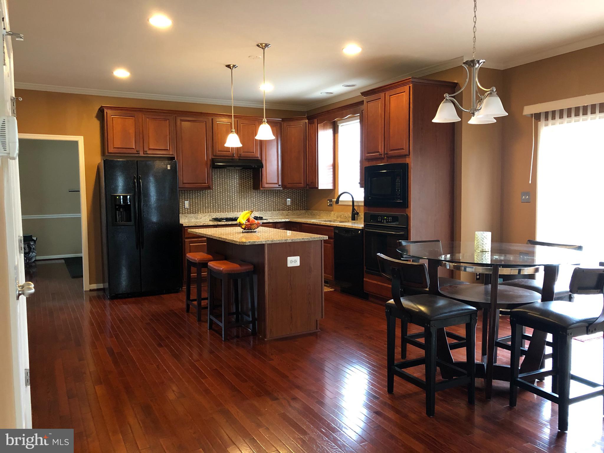 NORTH POINTE SUB - Residential