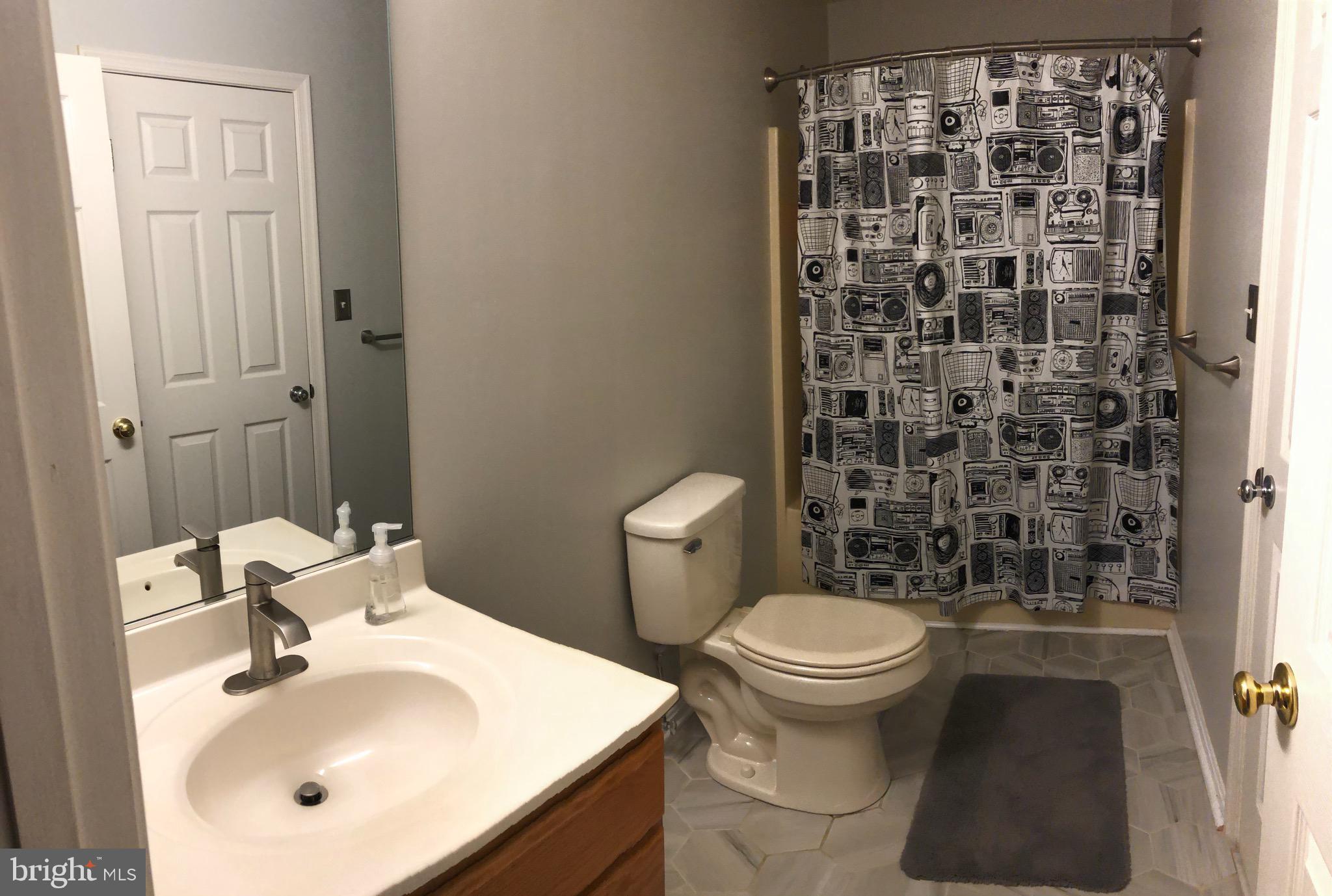 NORTH POINTE SUB - Residential