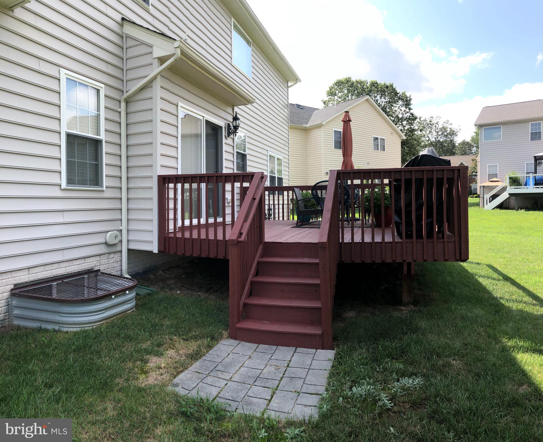 NORTH POINTE SUB - Residential