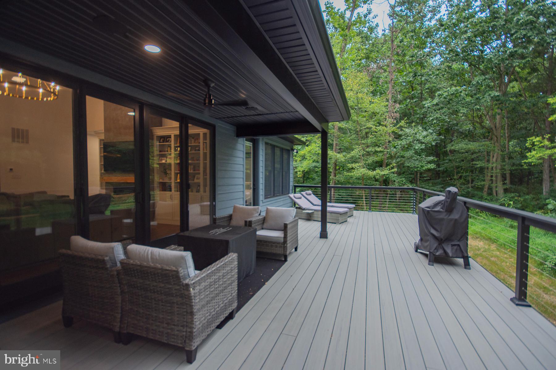 SHEPHERDS COVE - Residential