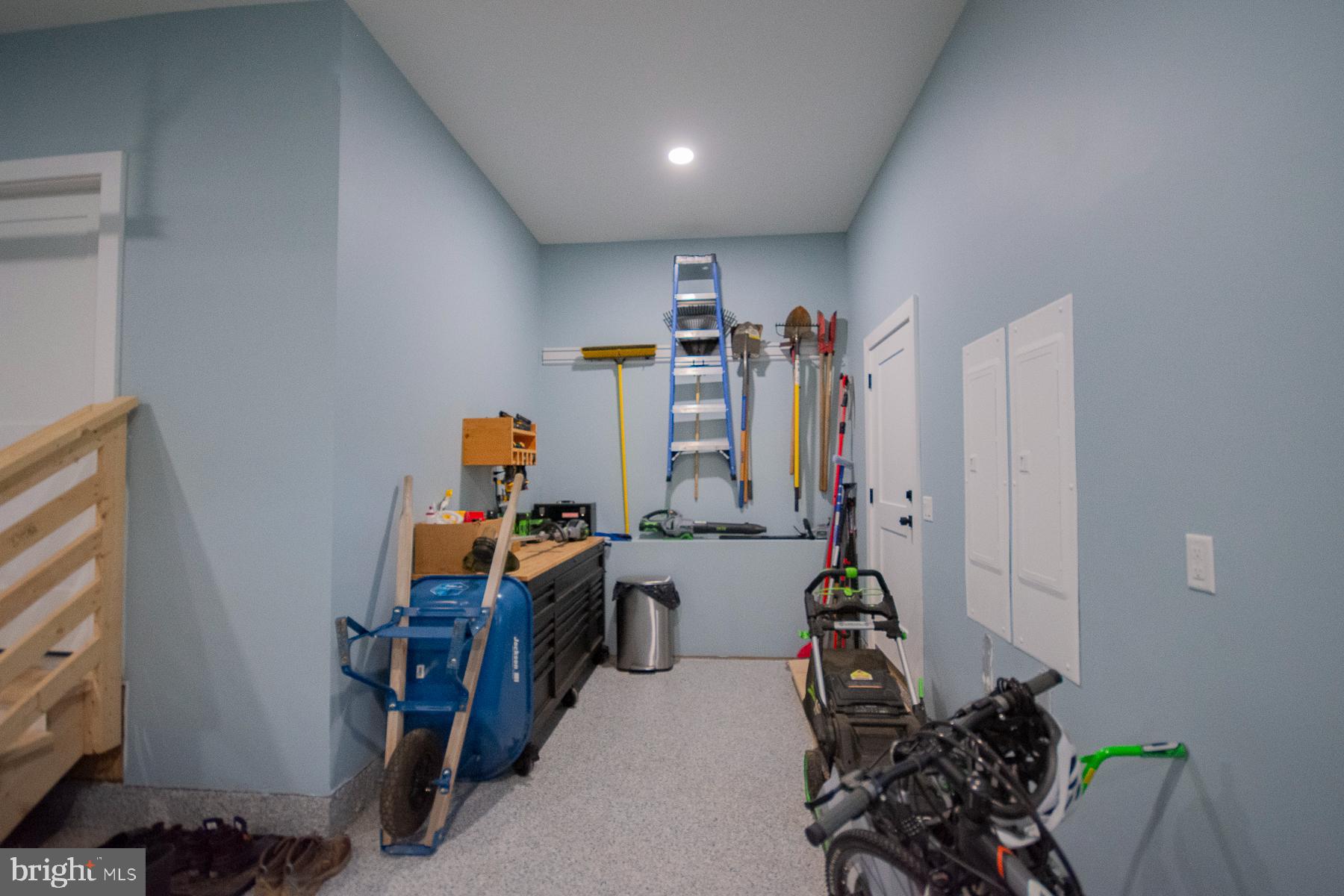 SHEPHERDS COVE - Residential