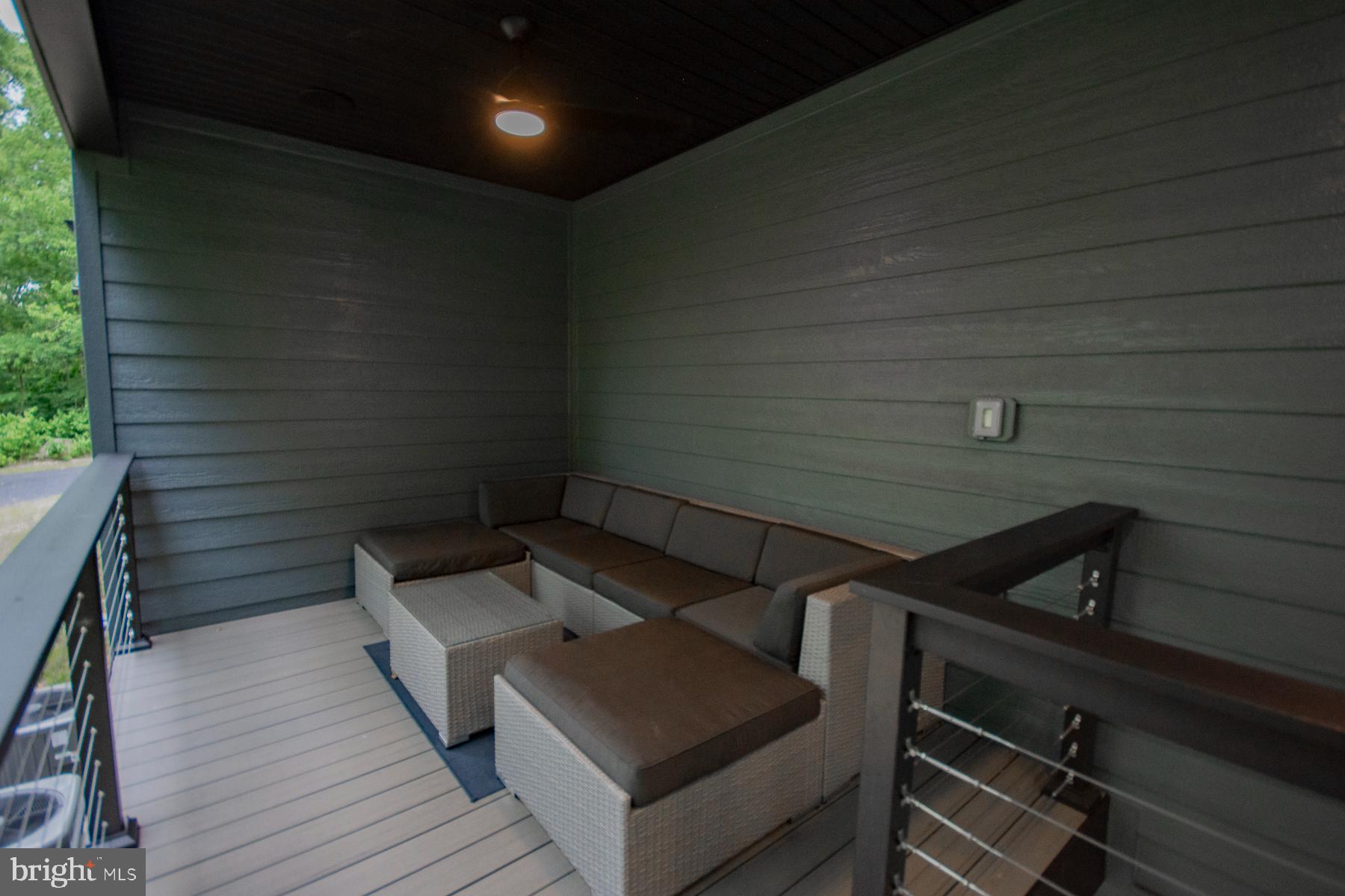 SHEPHERDS COVE - Residential