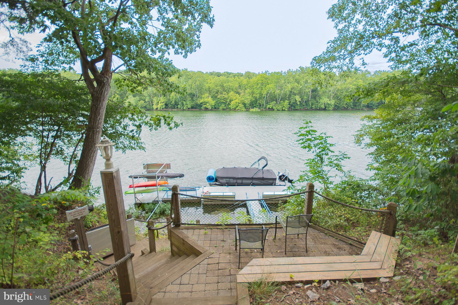 SHEPHERDS COVE - Residential