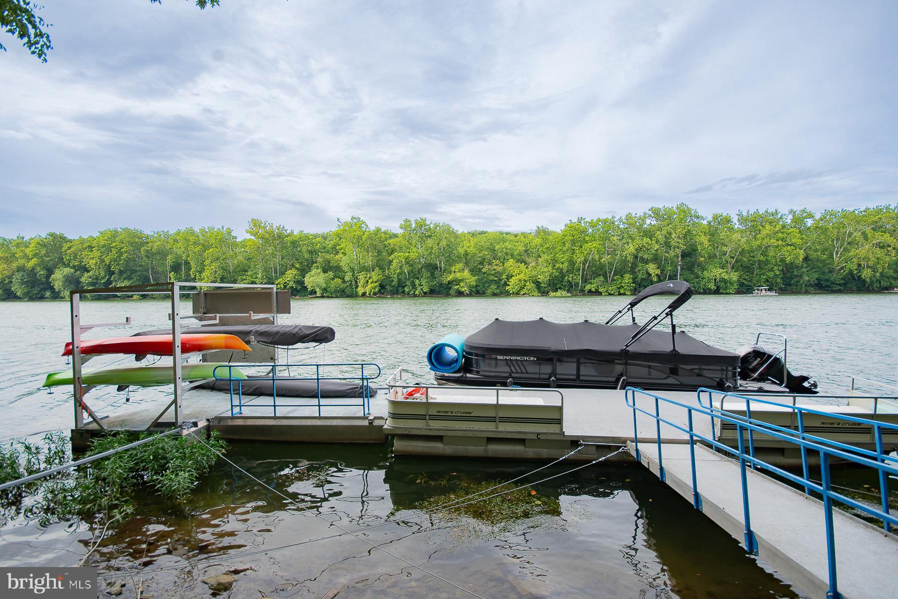 SHEPHERDS COVE - Residential