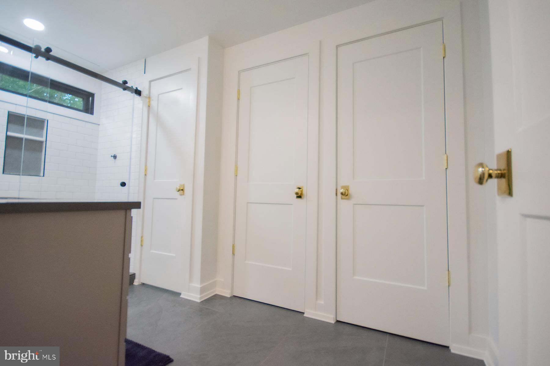 SHEPHERDS COVE - Residential