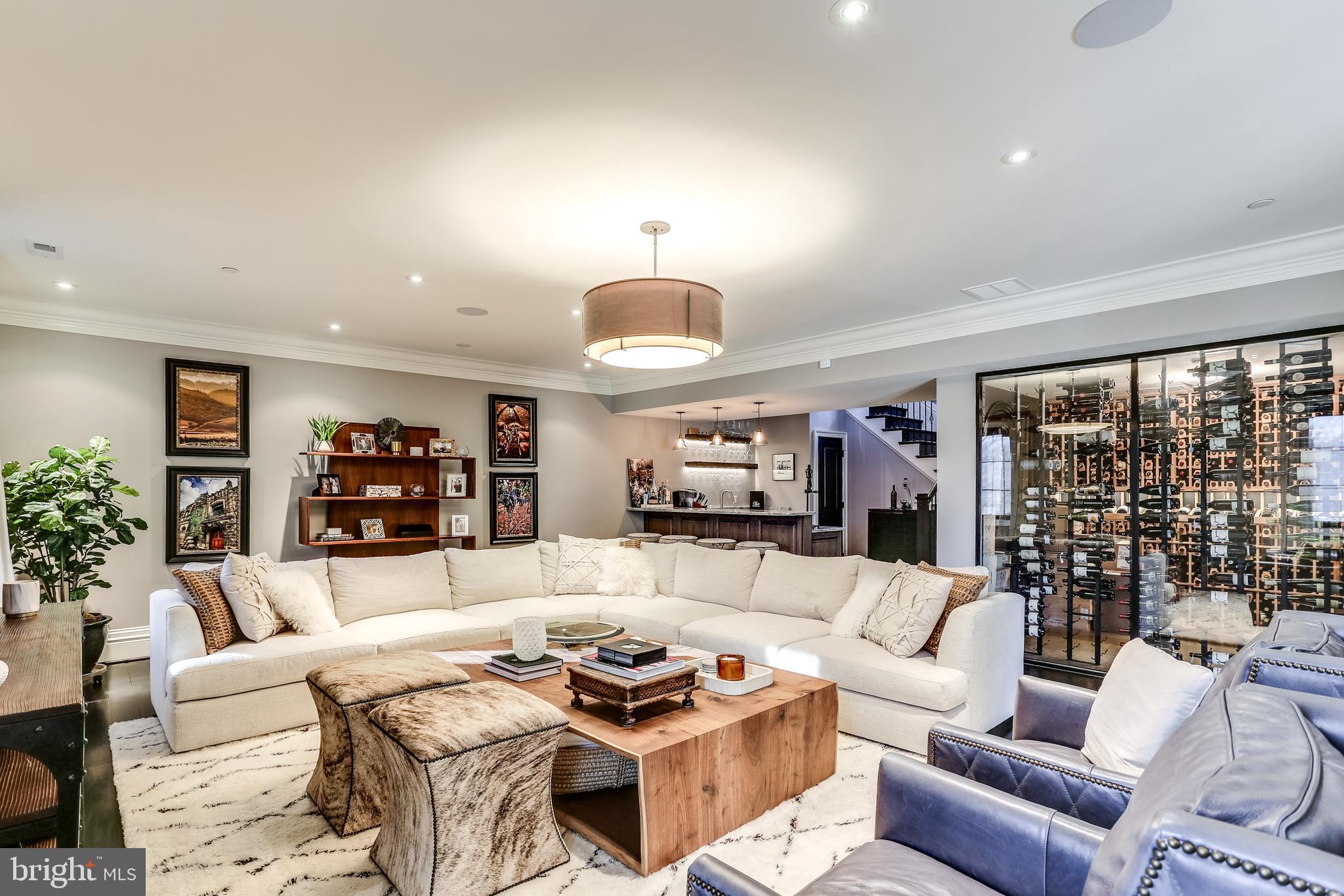 LUTHERVILLE - Residential