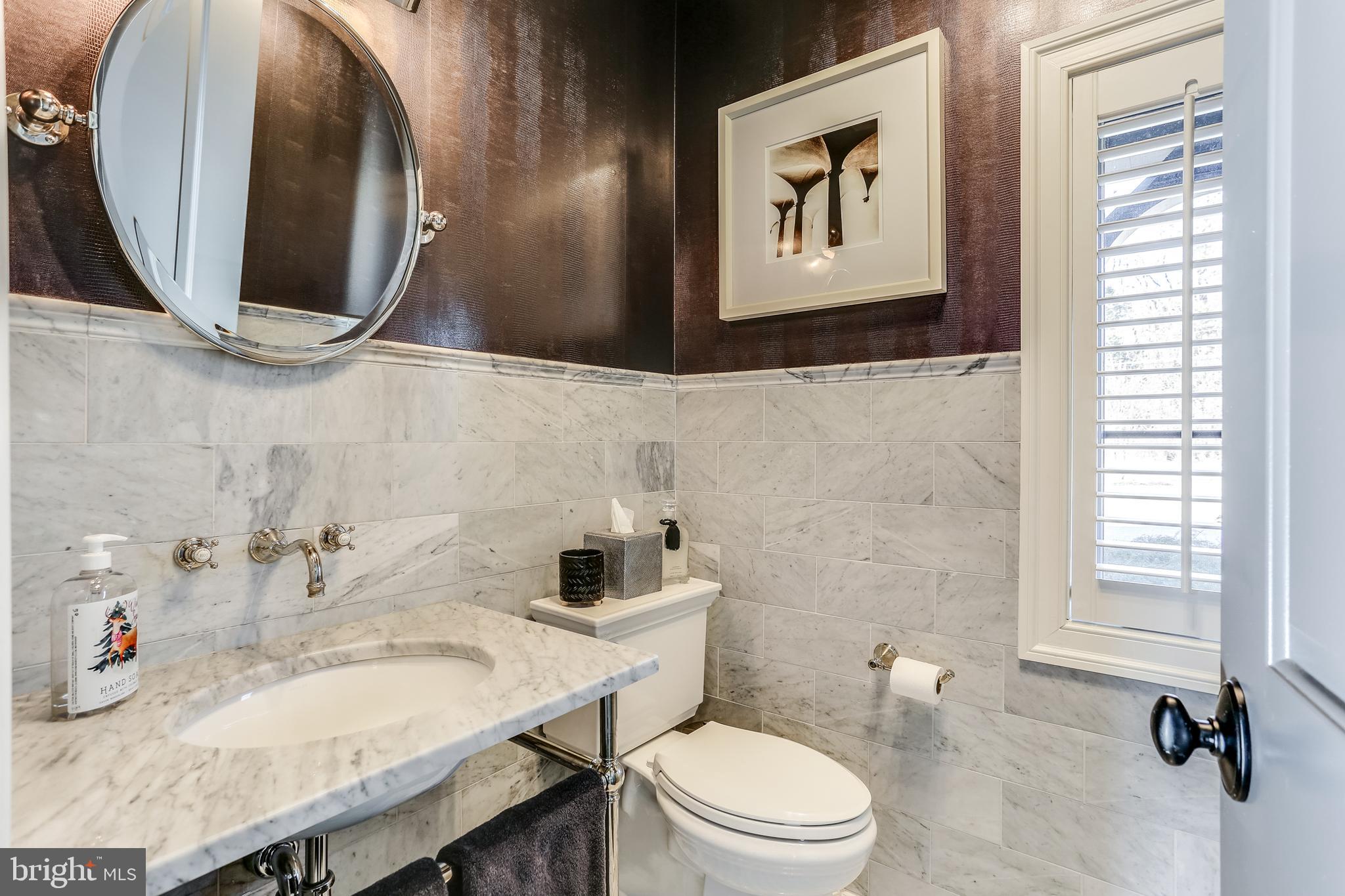 LUTHERVILLE - Residential