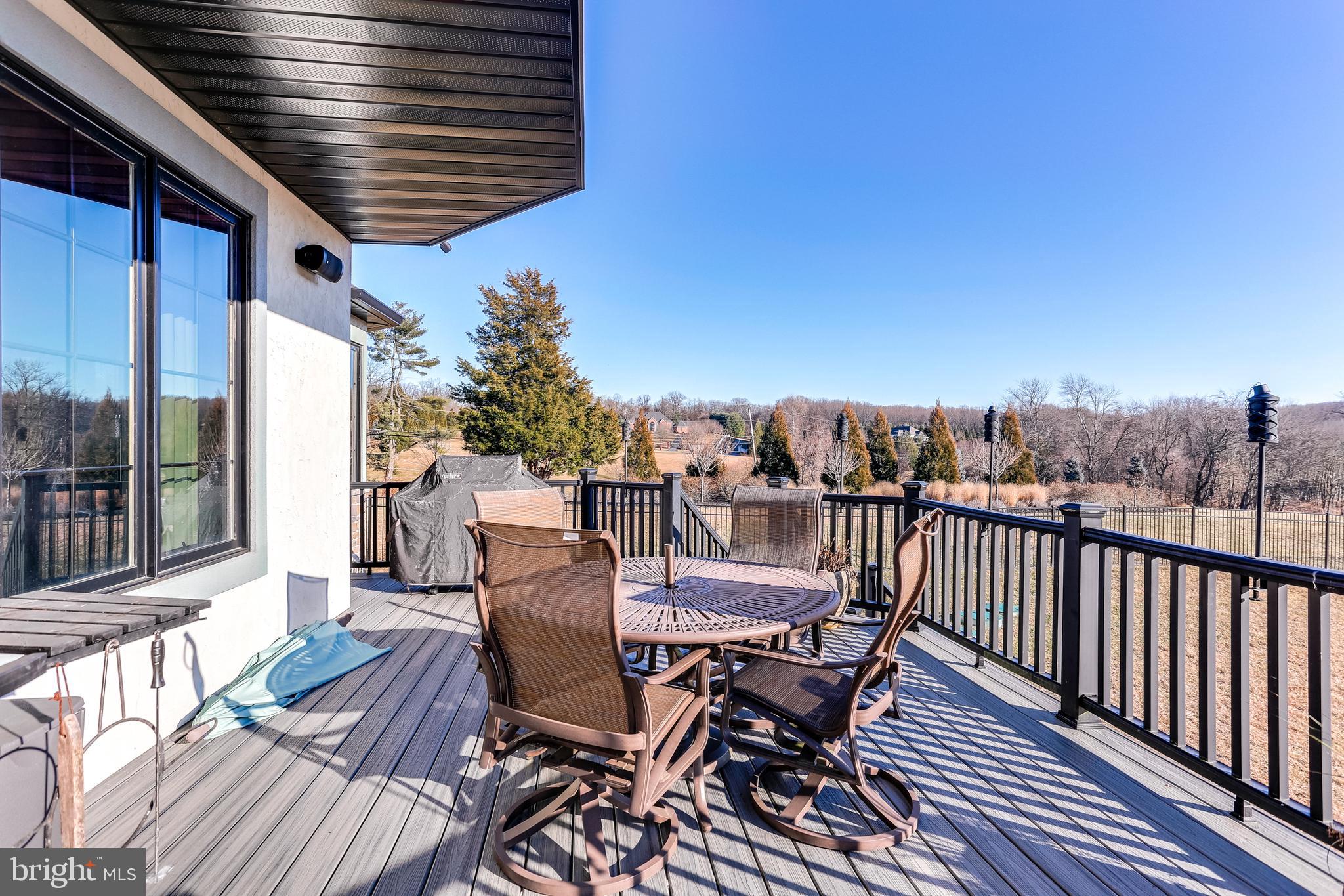 LUTHERVILLE - Residential