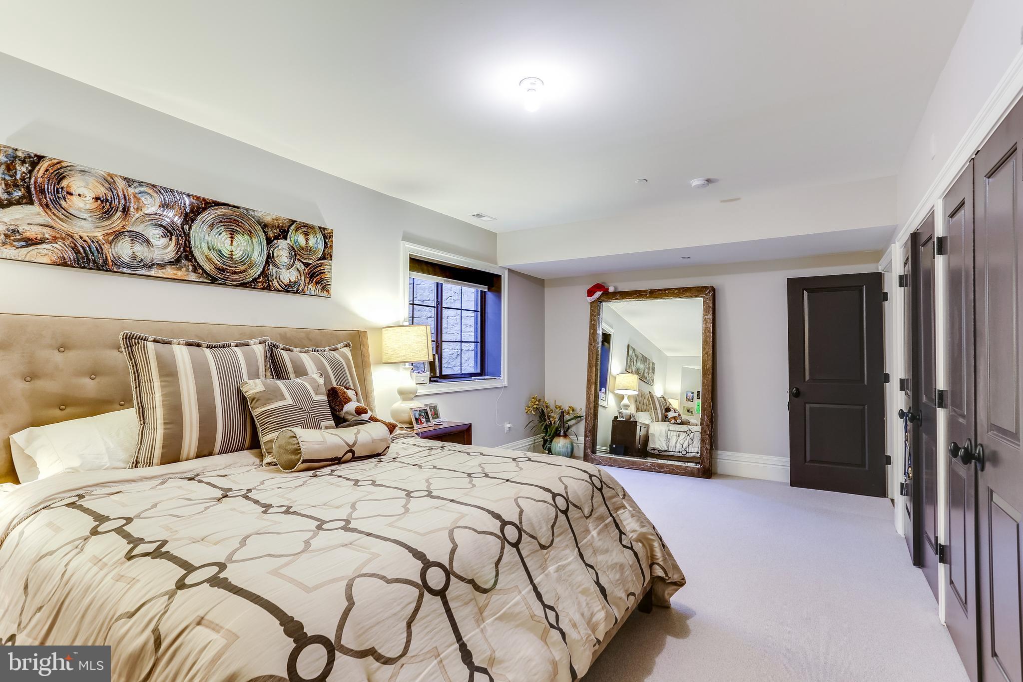 LUTHERVILLE - Residential