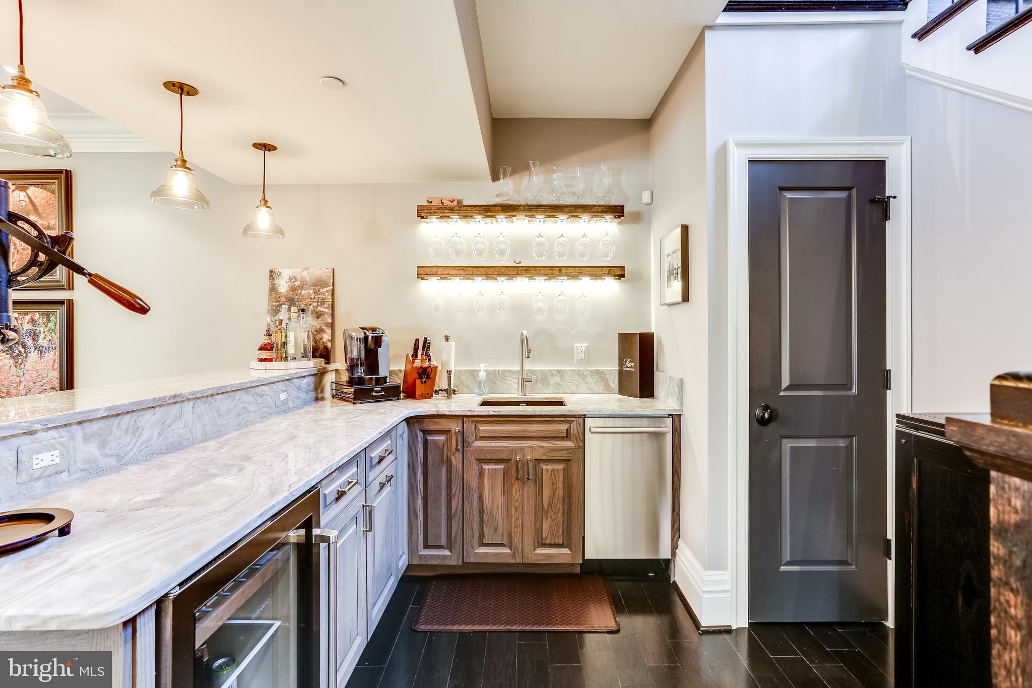 LUTHERVILLE - Residential