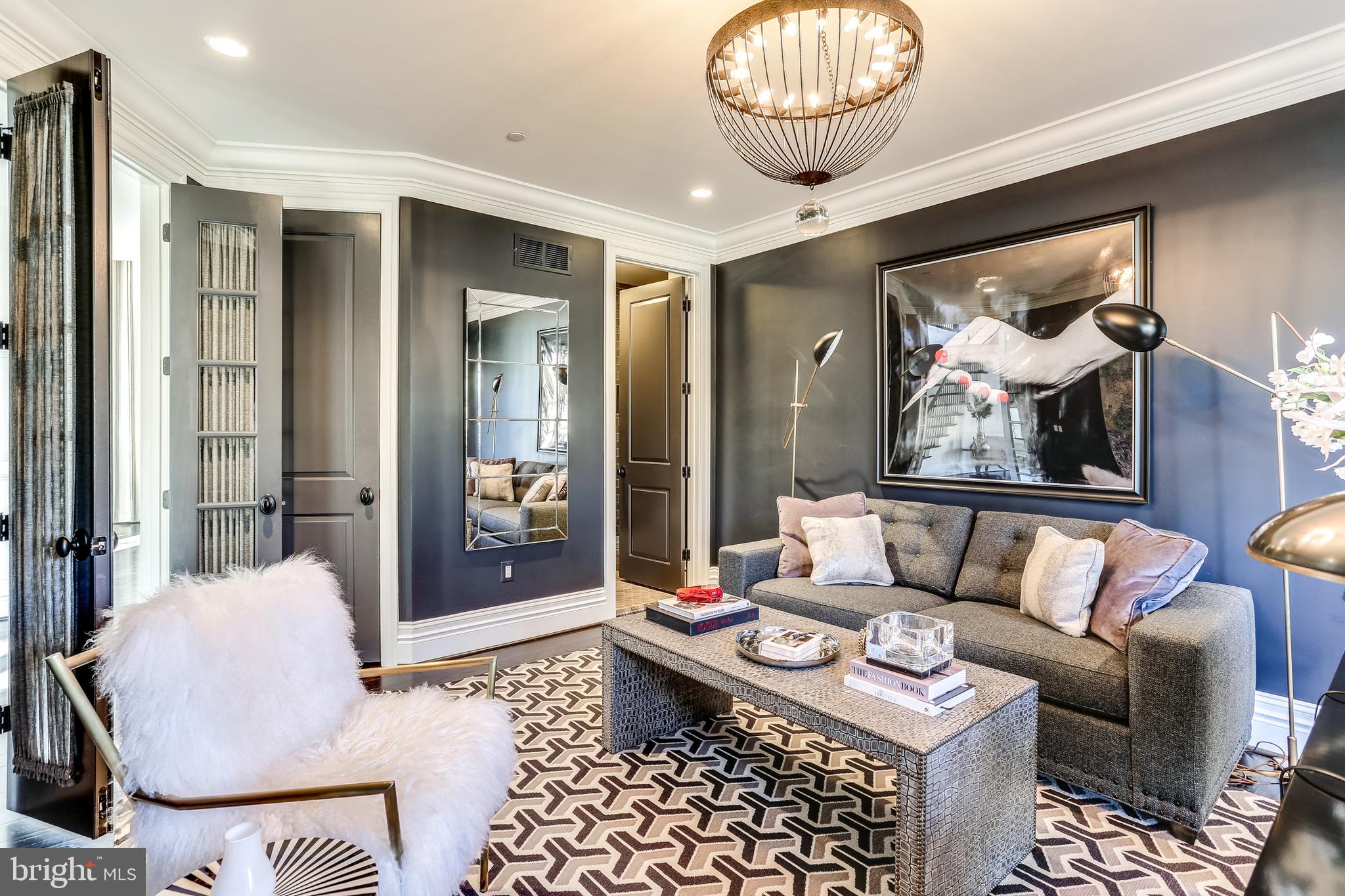 LUTHERVILLE - Residential