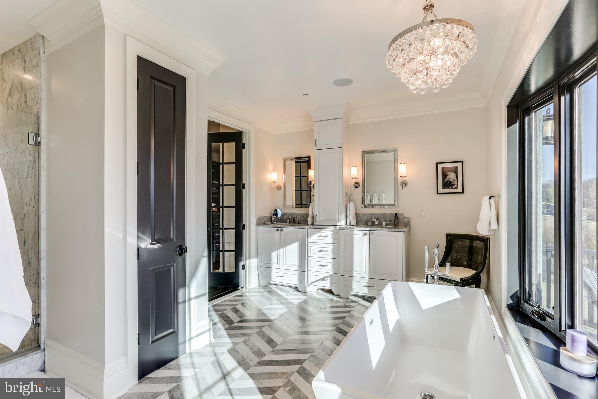 LUTHERVILLE - Residential