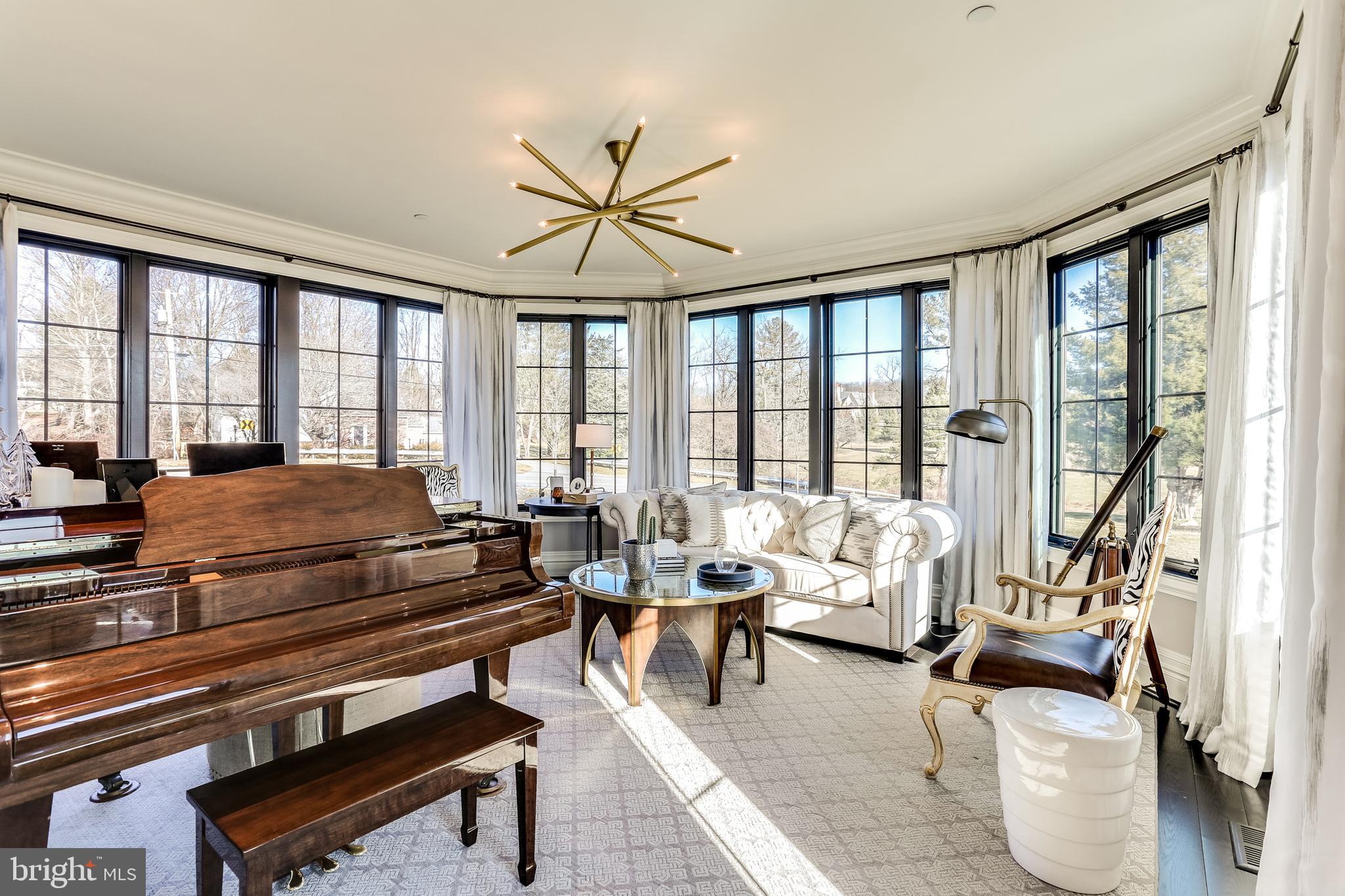 LUTHERVILLE - Residential