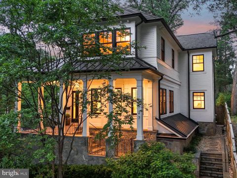 3127 51ST PLACE NW WASHINGTON DC 20016