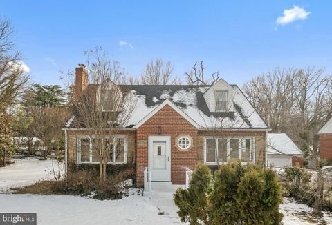 Homes For Sale - 6439 Bock Road<br/> OXON HILL, MD 20745