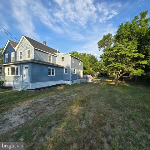 Townhouse For Sale - 433 E Maple Avenue<br/> LINDENWOLD, NJ 08021