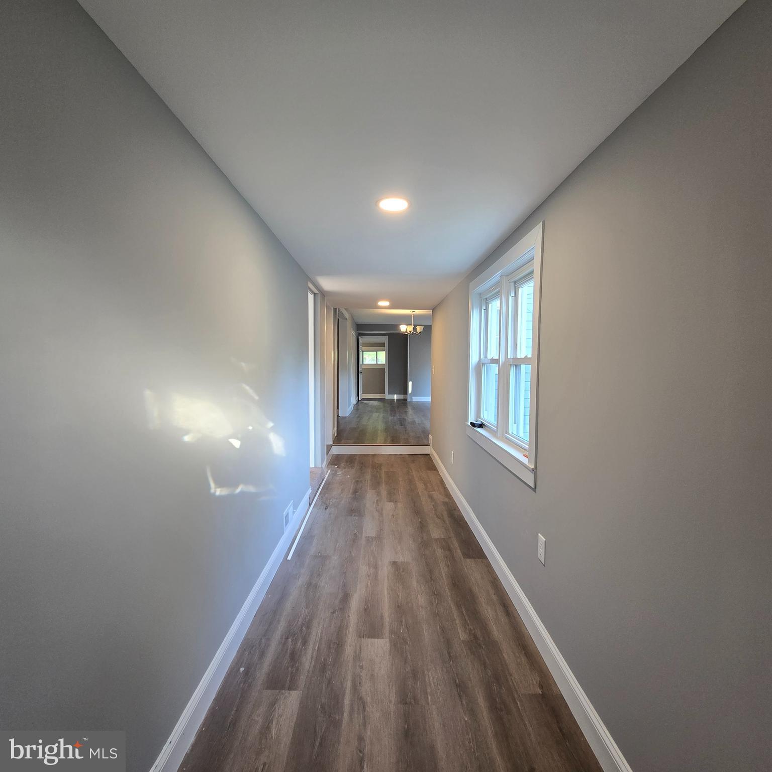 433 E MAPLE AVENUE
