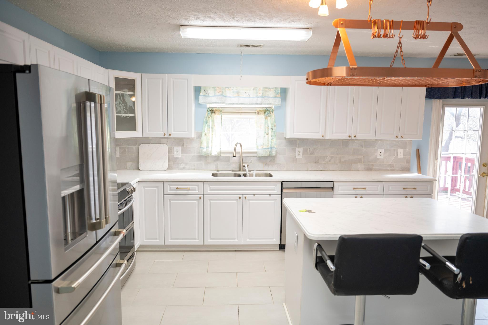 BAY CITY - Residential