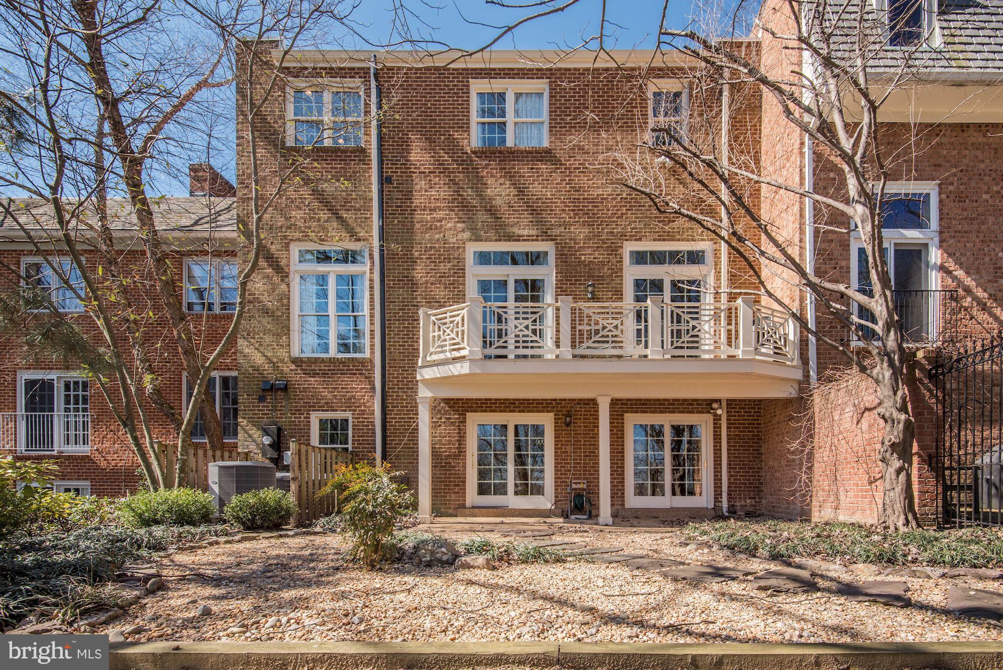 MERRYWOOD ON THE POTOMAC - Residential