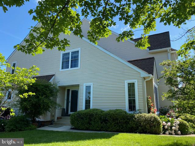 PINECREST - Residential Lease