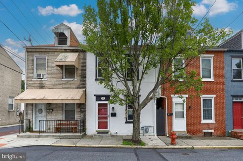 Photo of 29 E FREDERICK ST, LANCASTER, PA 17602 (MLS # PALA2037204)